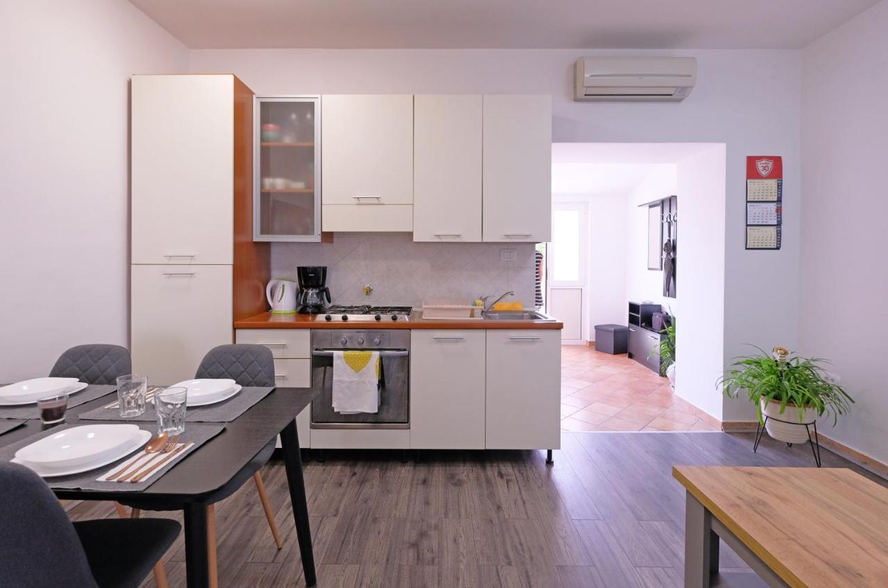 Apartment Klea - Cosy, Near City Center Pula Exteriér fotografie
